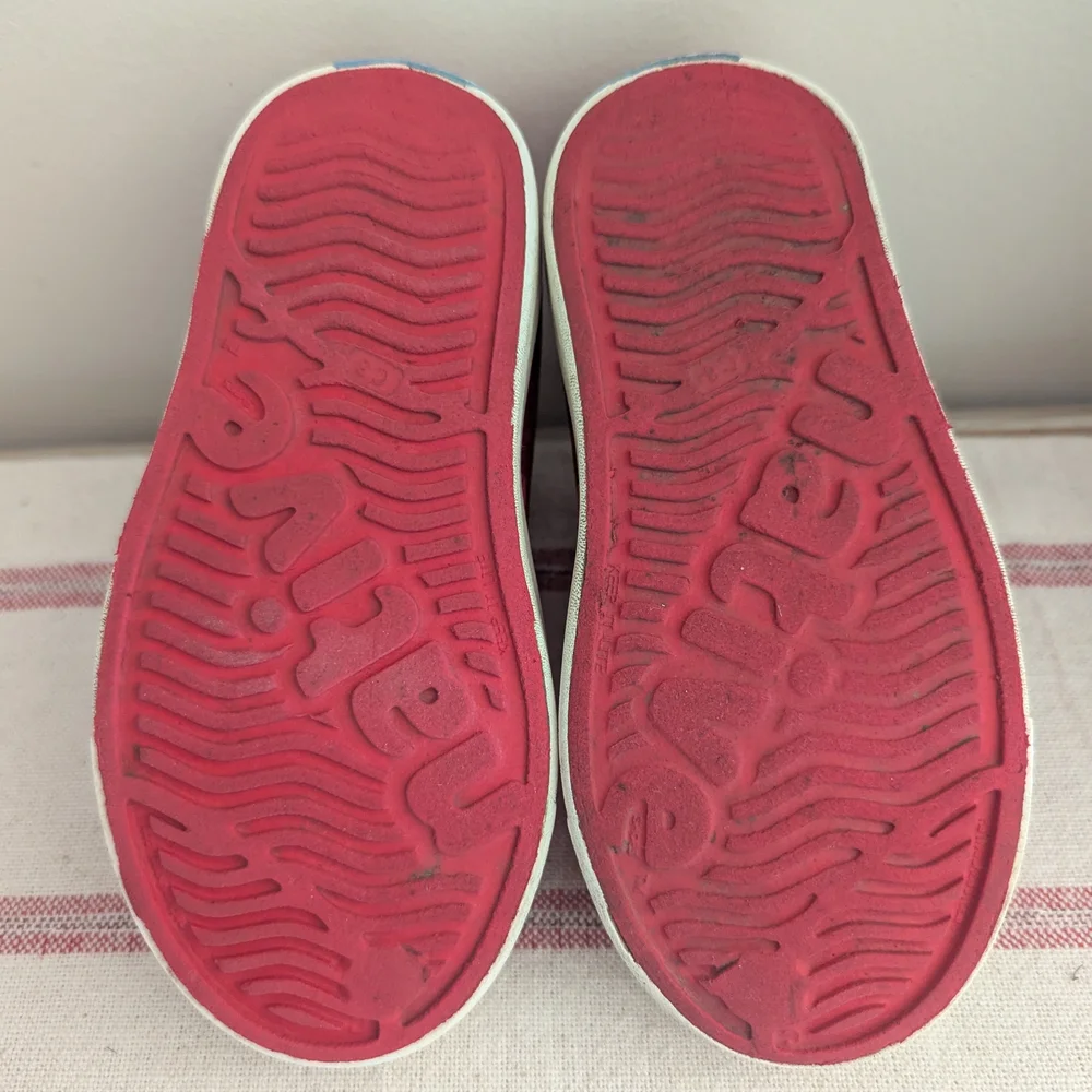 Native Kids Water Shoes - Red, Size C8